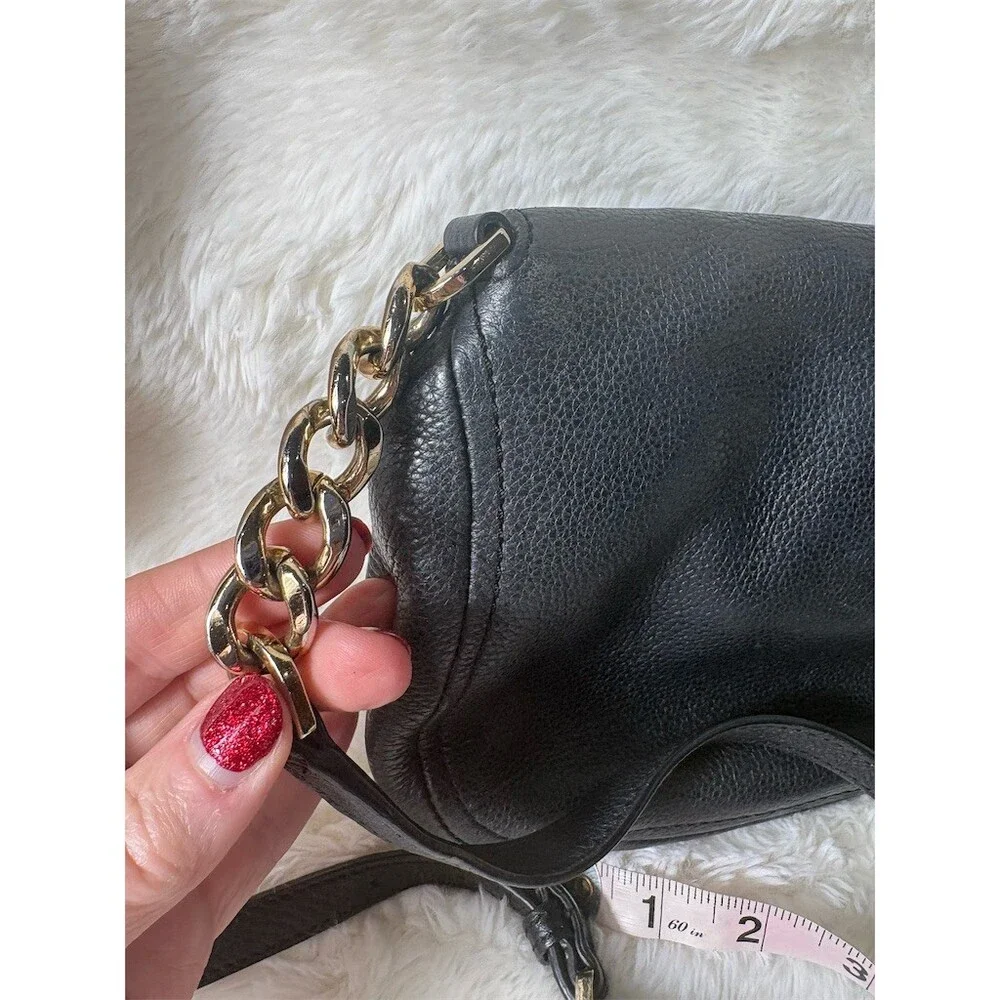 Michael Kors Crossbody Bag Womens Small Black Flap Gold Chain Strap COA - Picture 4 of 10